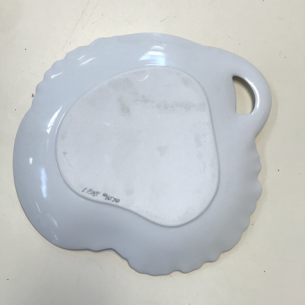 Hand Painted Yellow‎ Roses Plate w/ Handle - Picture 2 of 7